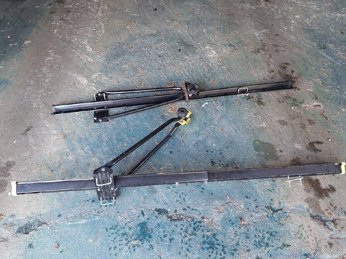 Střešní nosič na kolo