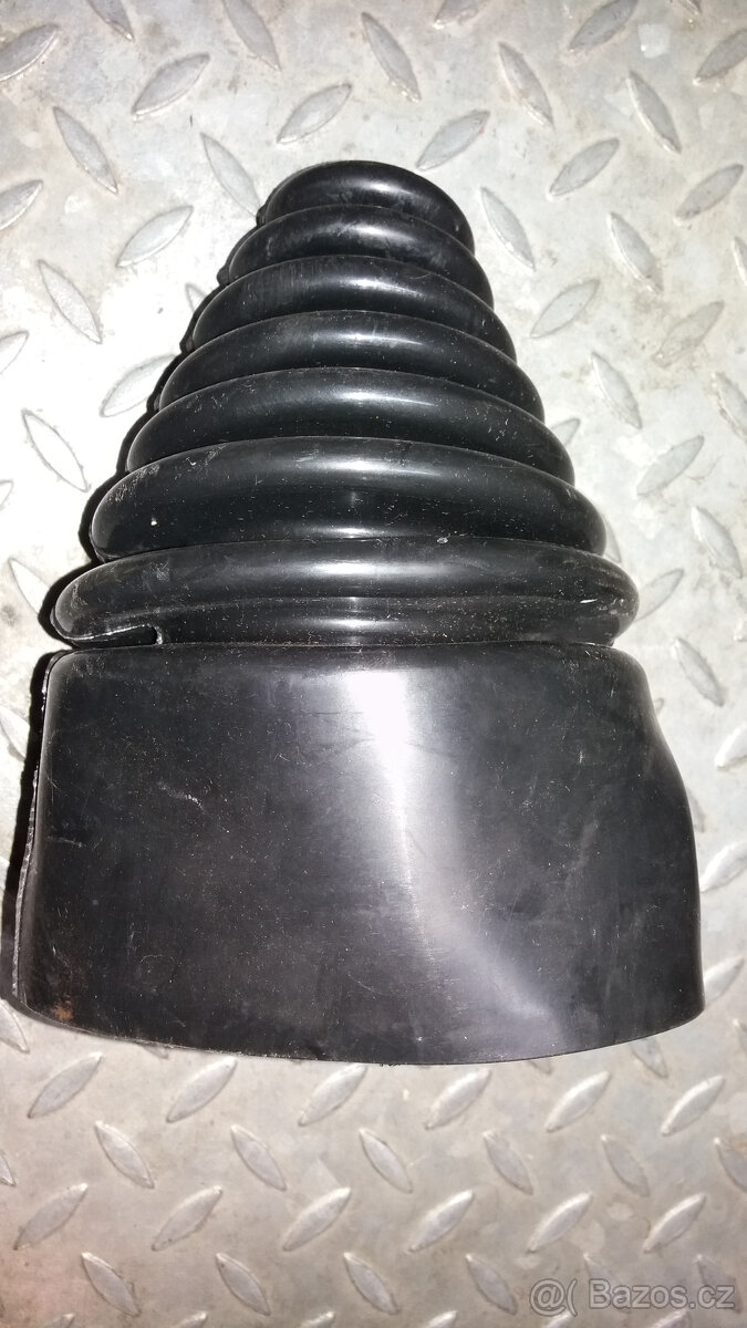 Tatra 813:nová manžeta rychlostní páky,volantu,ruční brzdy