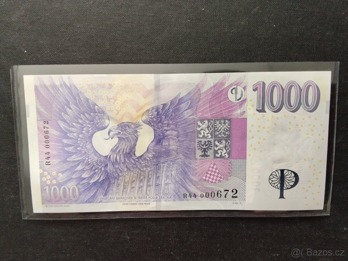 Vice kusů bankovek,UNC