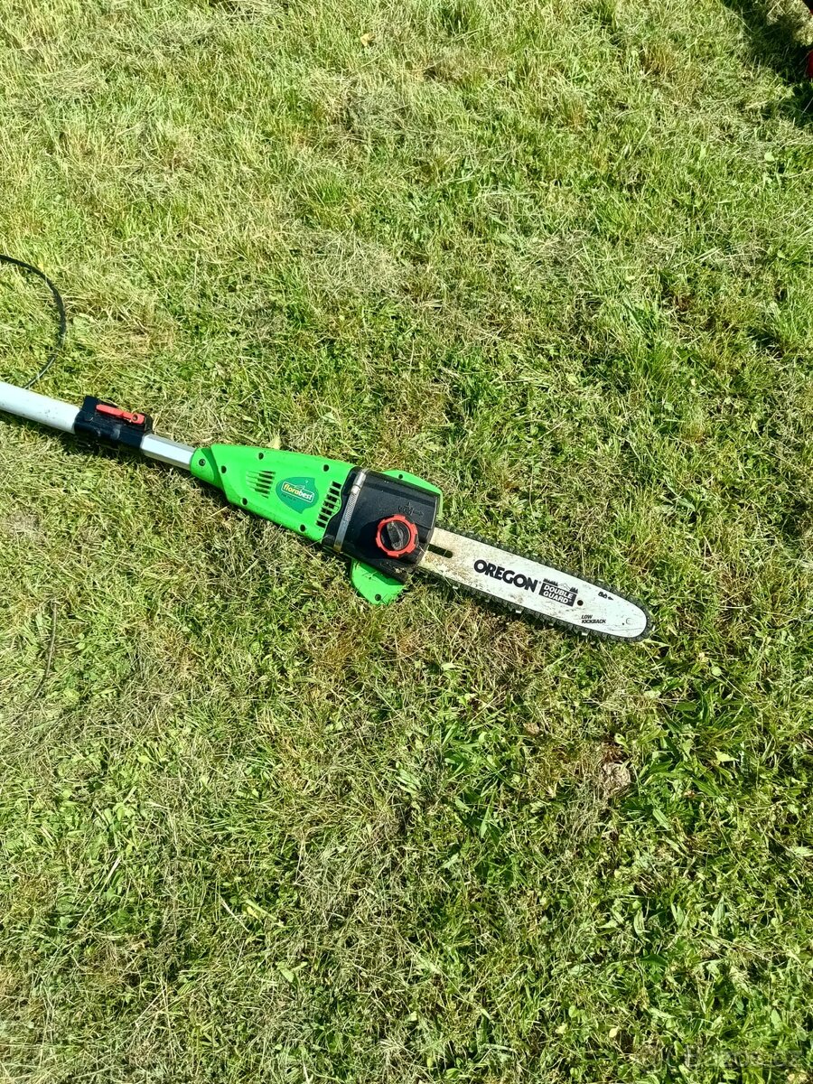 Teleskopická pila FloraBest elektrická