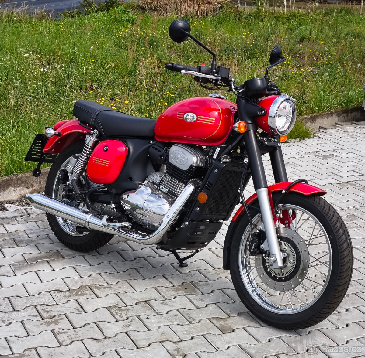Jawa 300 CL Forty Two - AKCE, unikátní červená