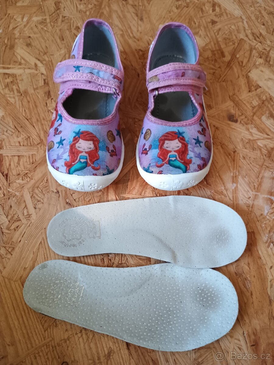 Bačkory dívčí vel.27