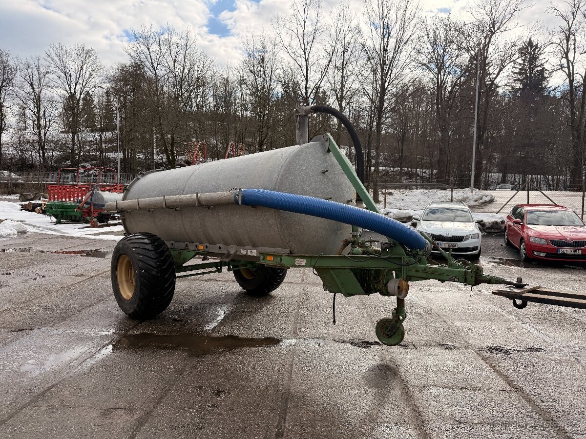 Fekální vůz 6 m³ - roční zárzka