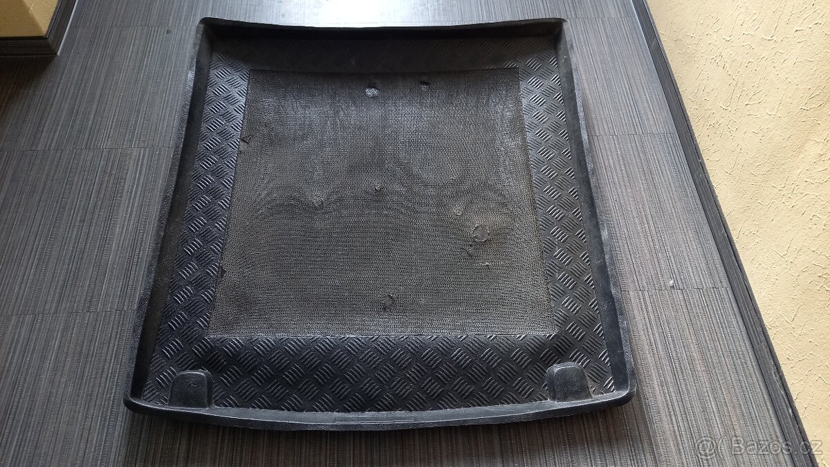 Vana kufru Renault Laguna