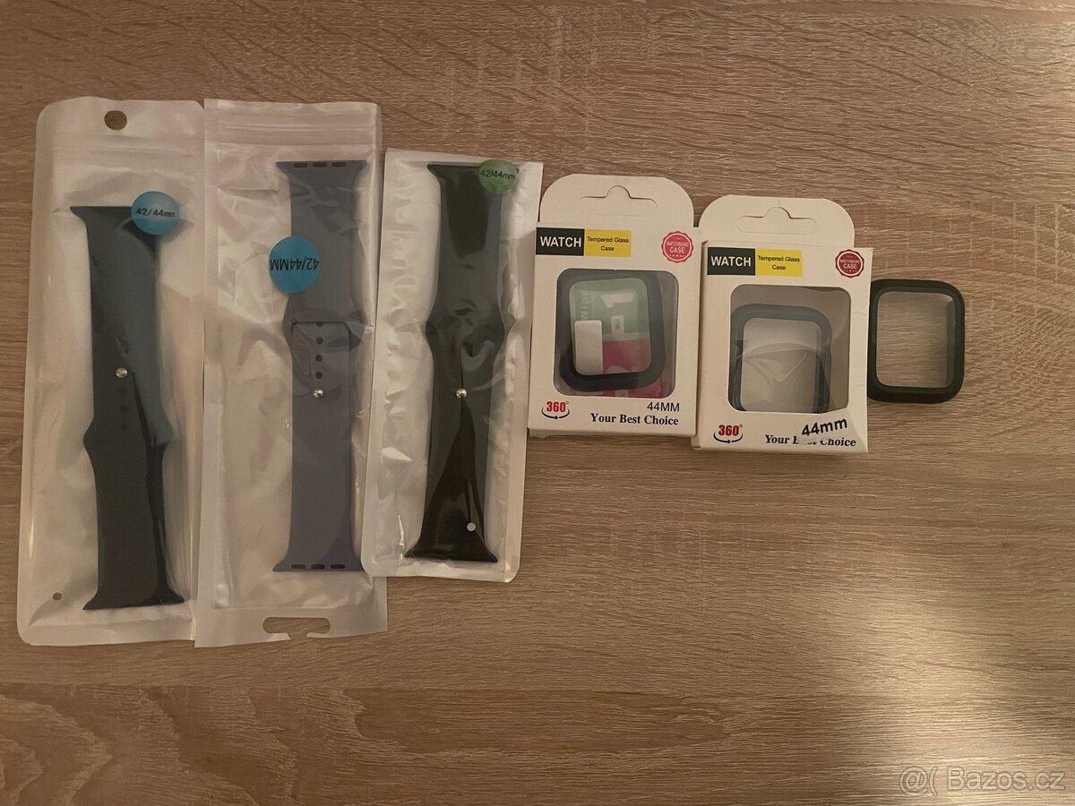 Apple Watch 42-44mm řemínky kryty