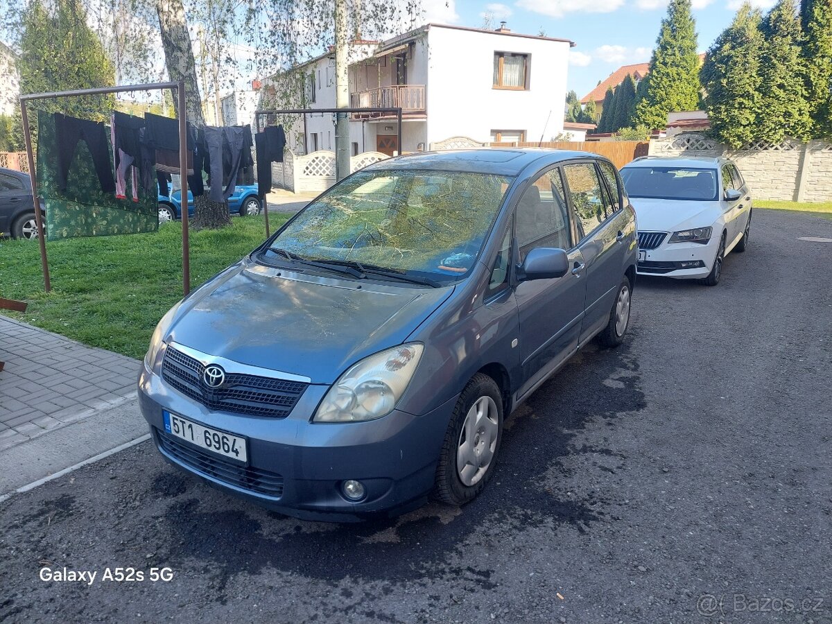Prodám Toyota Corolla Verso 2l D4D