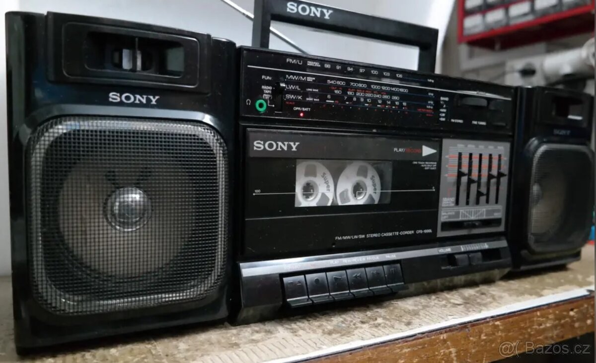 Sony rádio s kazetovým přehrávačem