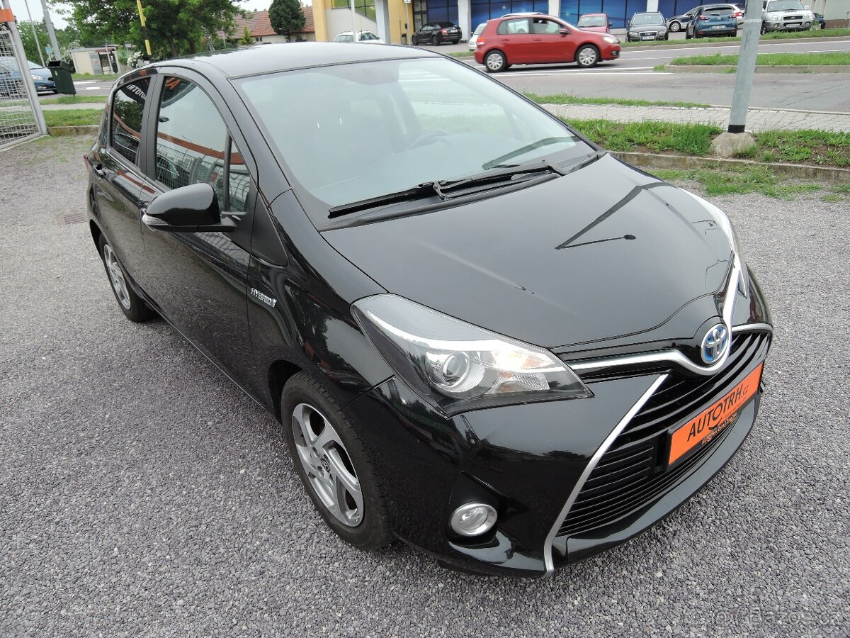 Toyota Yaris 1,5 Hybrid NAVI Kamera 2016