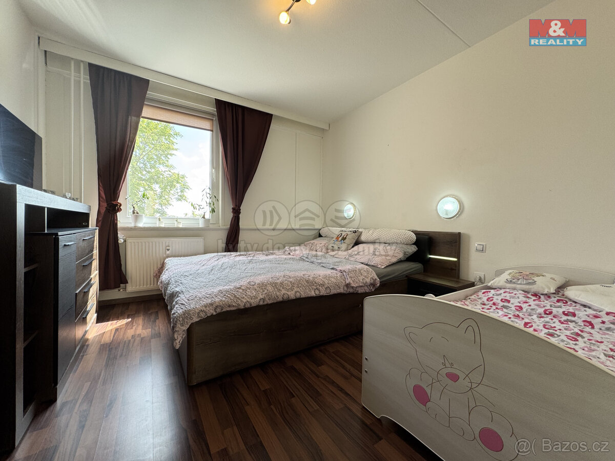 Prodej bytu 4+1, 78 m², Velešín, ul. Sídliště
