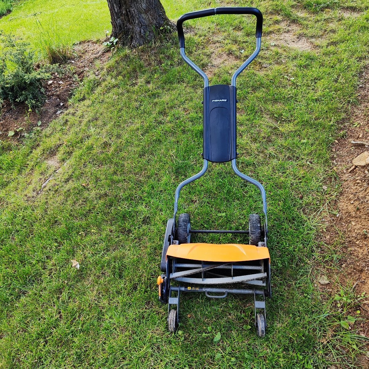 Prodám vřetenovou sekačku FISKARS