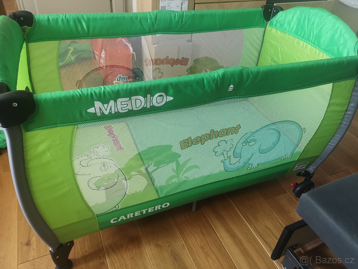 Cestovní postýlka Caretero medio