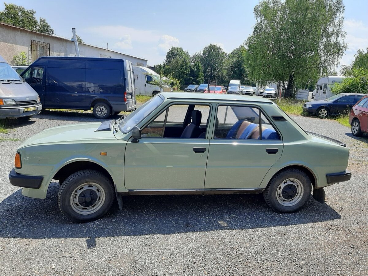 Škoda 105