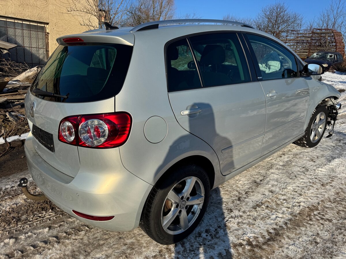 Volkswagen golf 6 plus 1.6tdi 77kw CAY dsg- NKA barva- LR7L