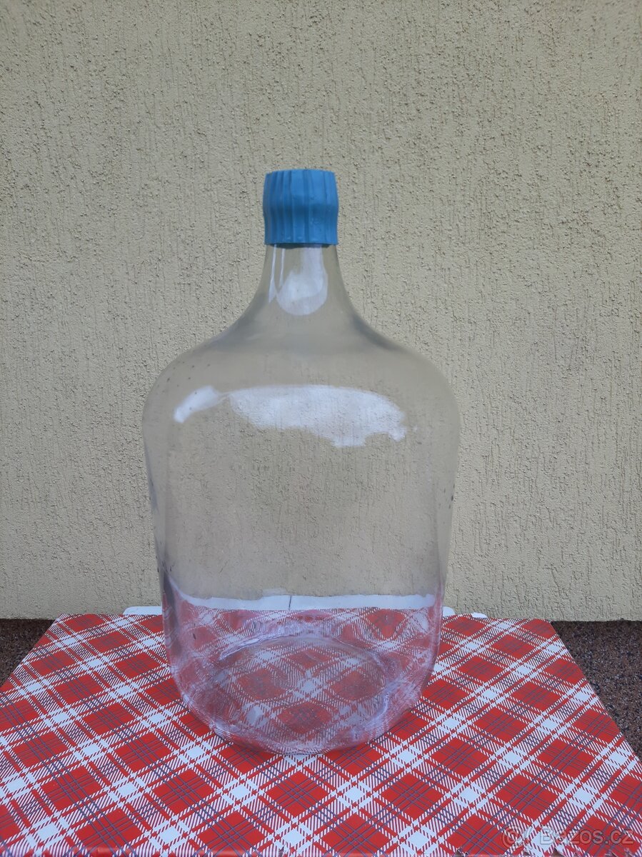 Demižony