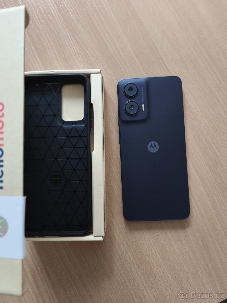 Motorola g35 5G nová prodám za 4500 Kč