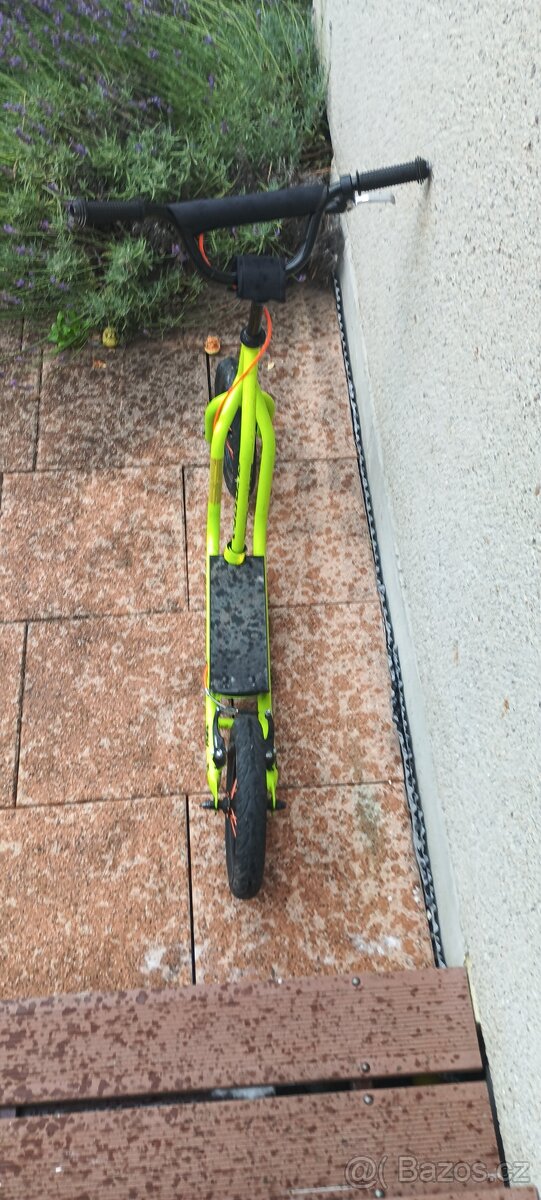 prodám dětskou koloběžku