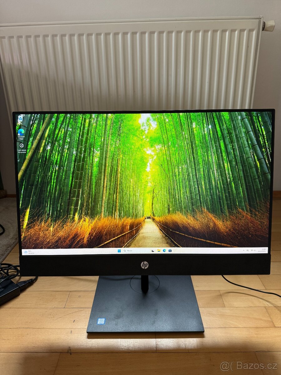 P: AIO HP ProOne 440 G5, dotykový monitor 23,8"