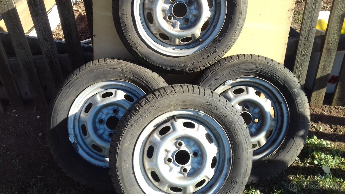 Prodám starší kompletní kola na škoda Felicie