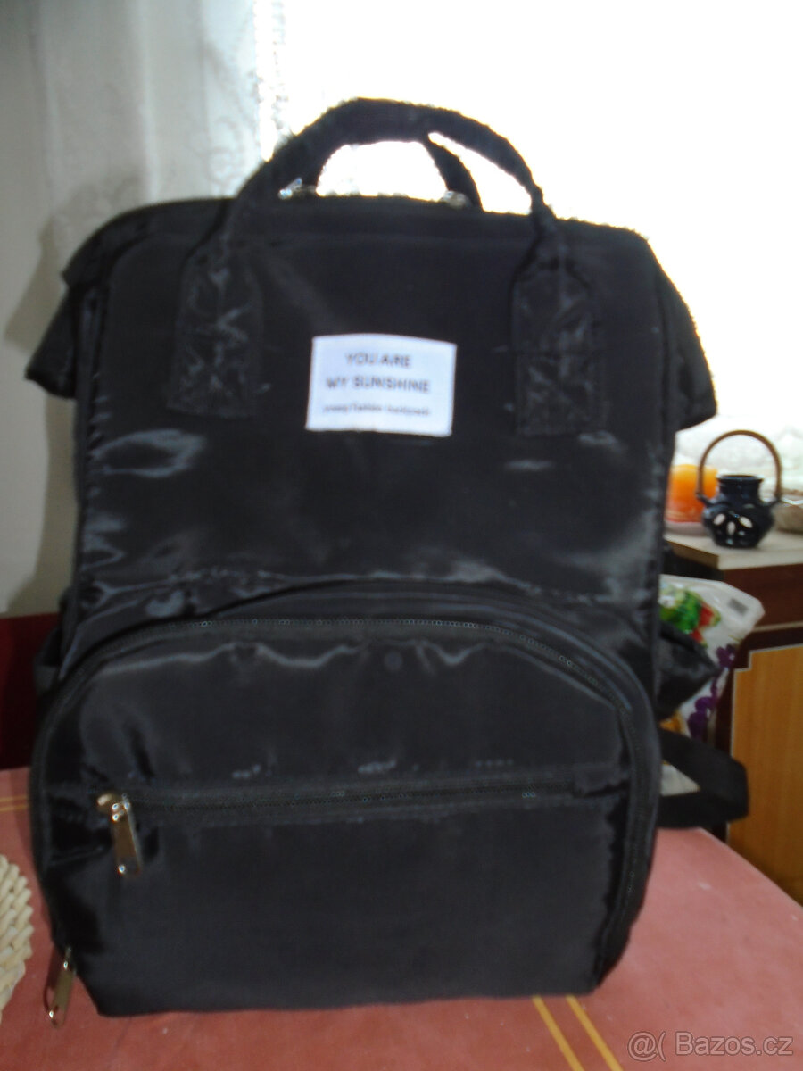 Prodám nový batoh,cestovní tašku,tašku na spisy apod.