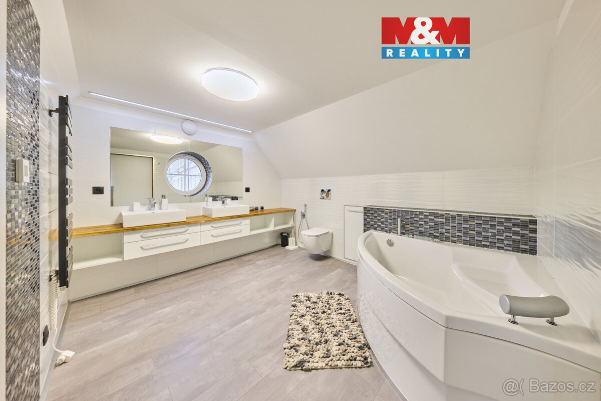 Pronájem rodinného domu, 100 m², Trutnov, ul. Mentzlova