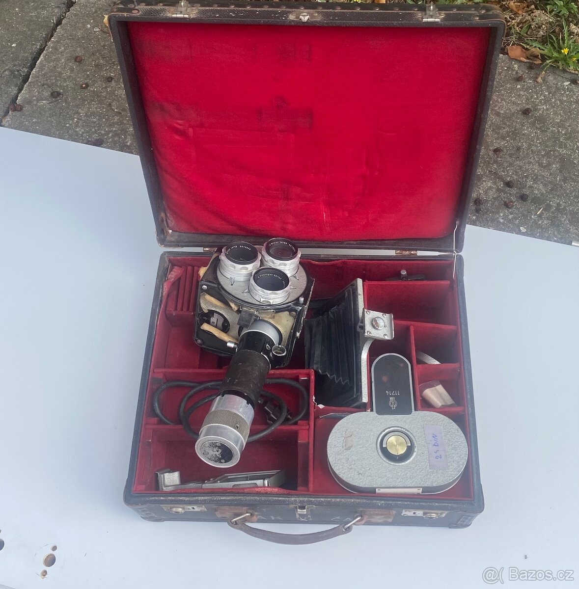 Kine  kamera-Pentaflex 16