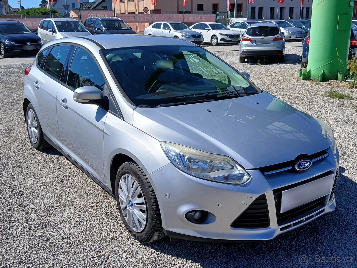 Ford Focus 1.6i , 77 kW benzín, 2011