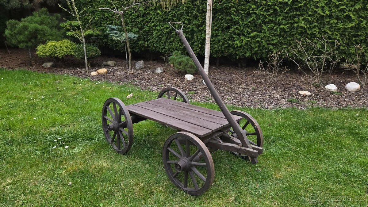 Historických vozík/žebřiňák