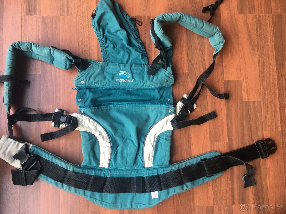 Manduca petrolejová