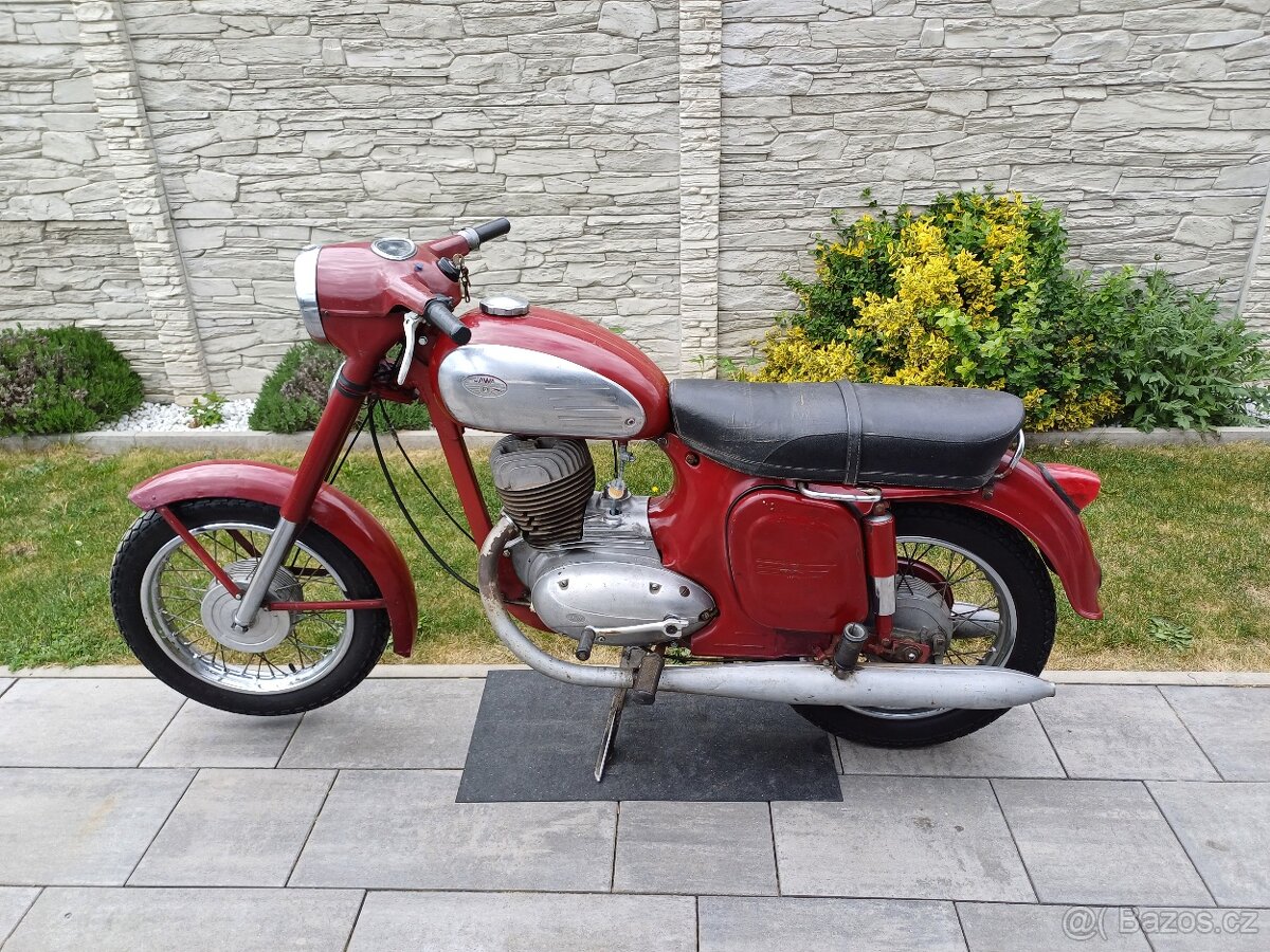 Jawa 250/559 Panelka s TP