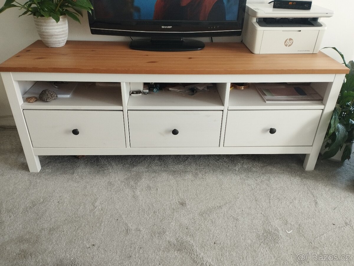Ikea Hemnes televizní stolek
