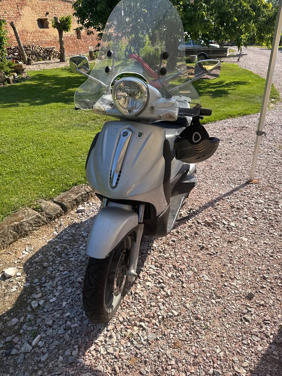 Piaggio beverly 500