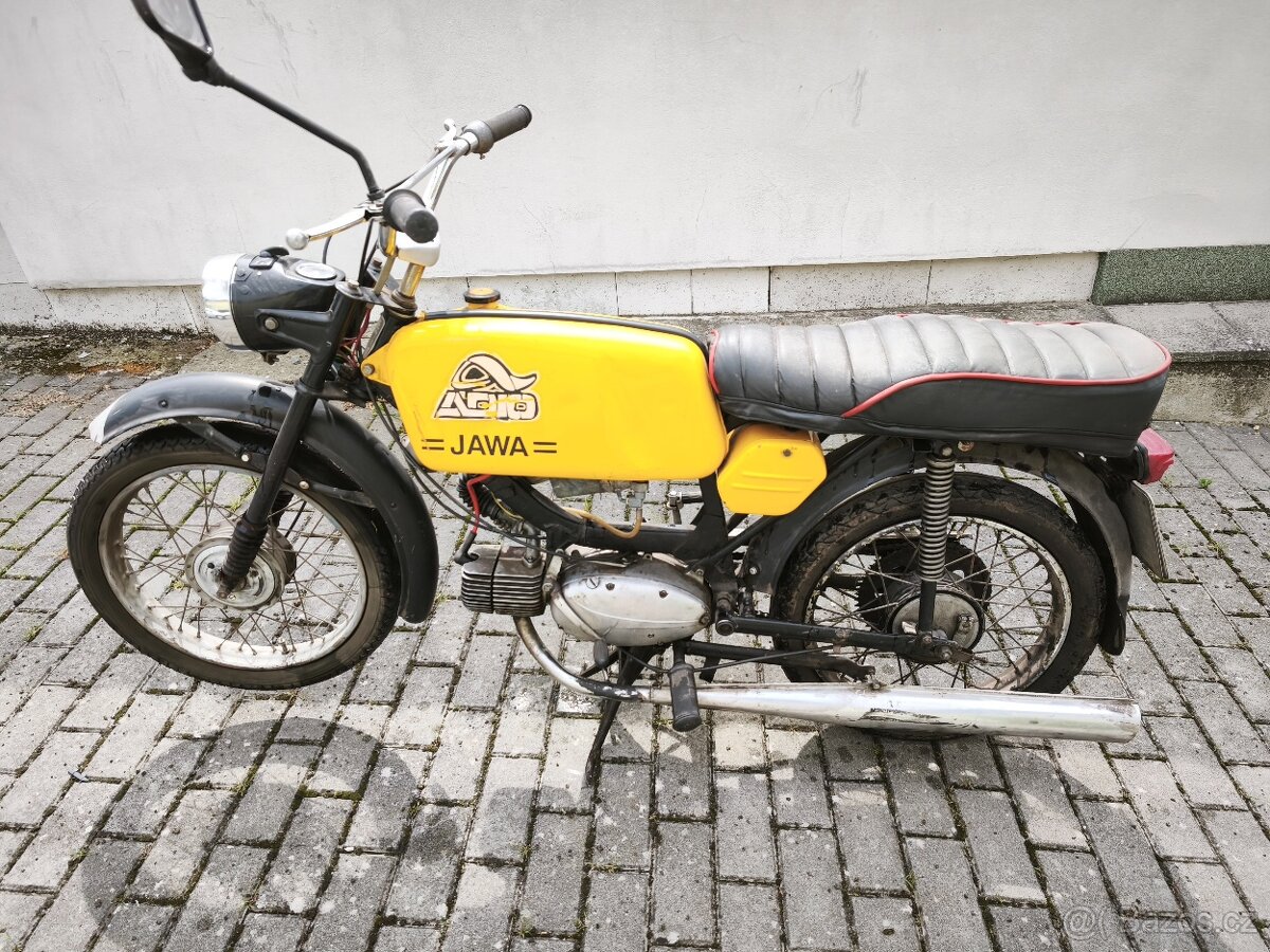 Jawa 23 mustang