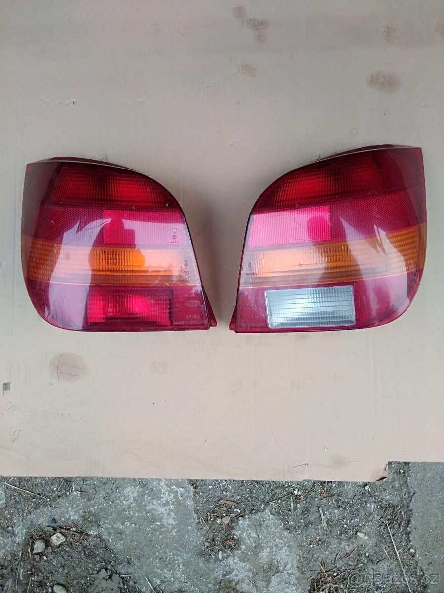 SVĚTLA KOMPLETNÍ - FORD FIESTA