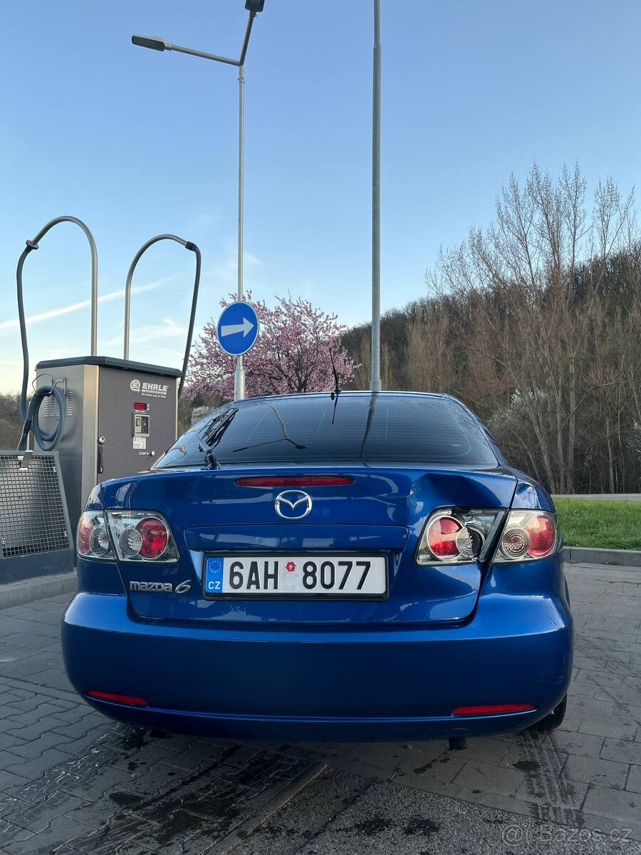 Koupím zadní nárazník a víko kufru pro Mazda 6 GG liftback