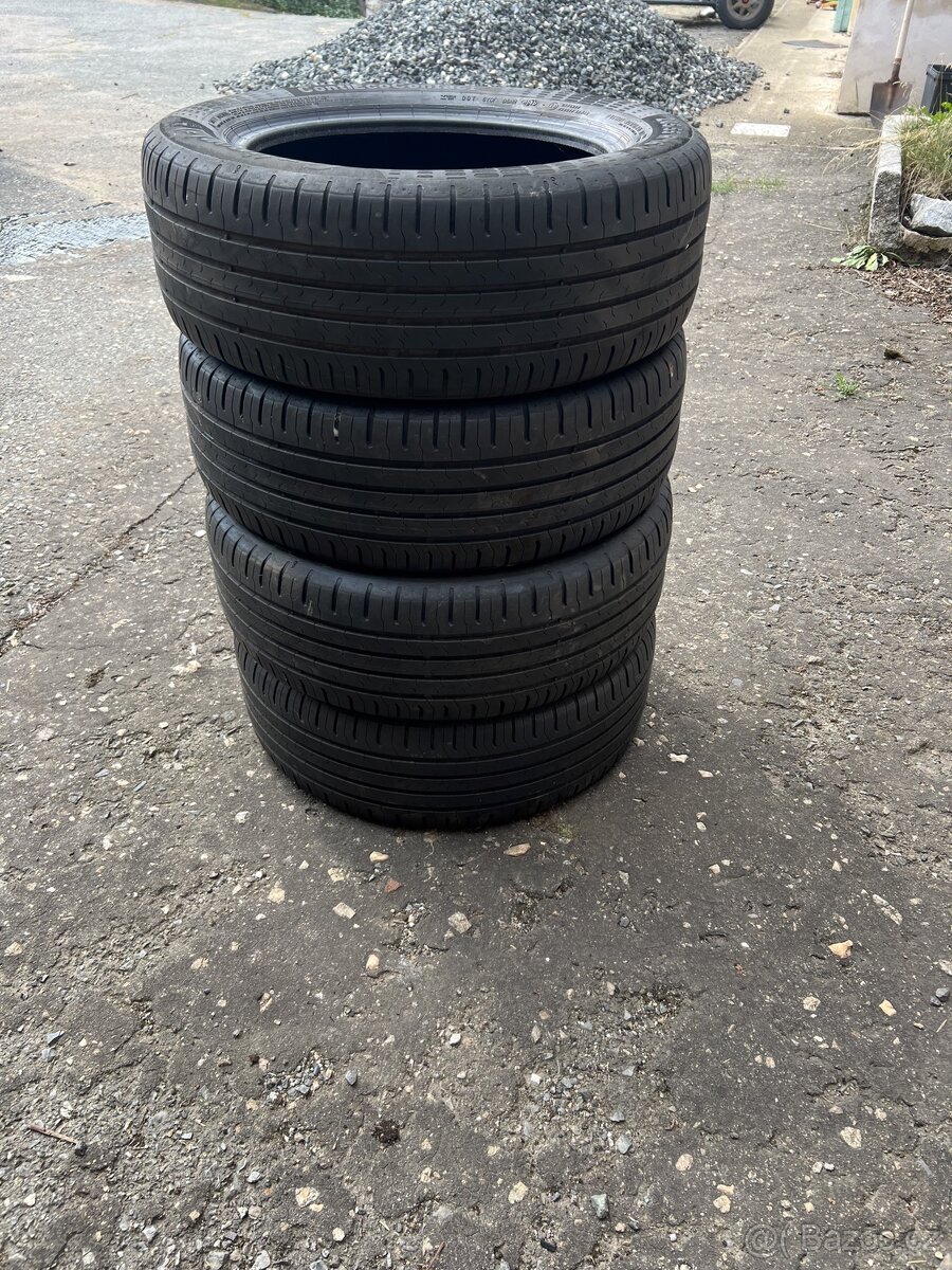Letní pneu 205/55 R16 Continental
