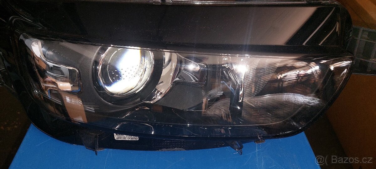 C4 Picasso II SVĚTLO PRAVÉ 9677217280
