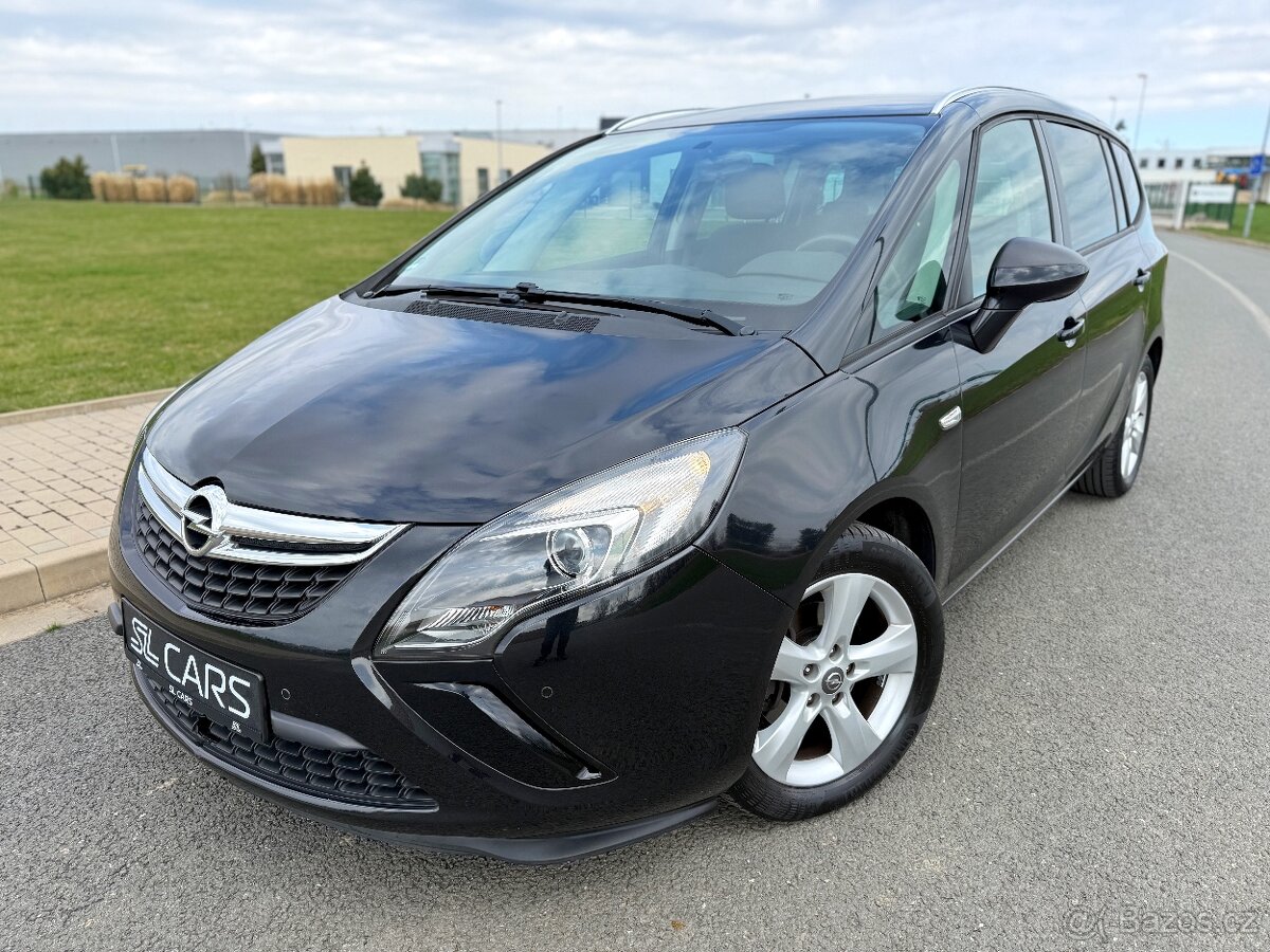 OPEL ZAFIRA 2.0 CDTI //2013 1.MAJITEL KLIMA TAŽNÉ ROZVODY