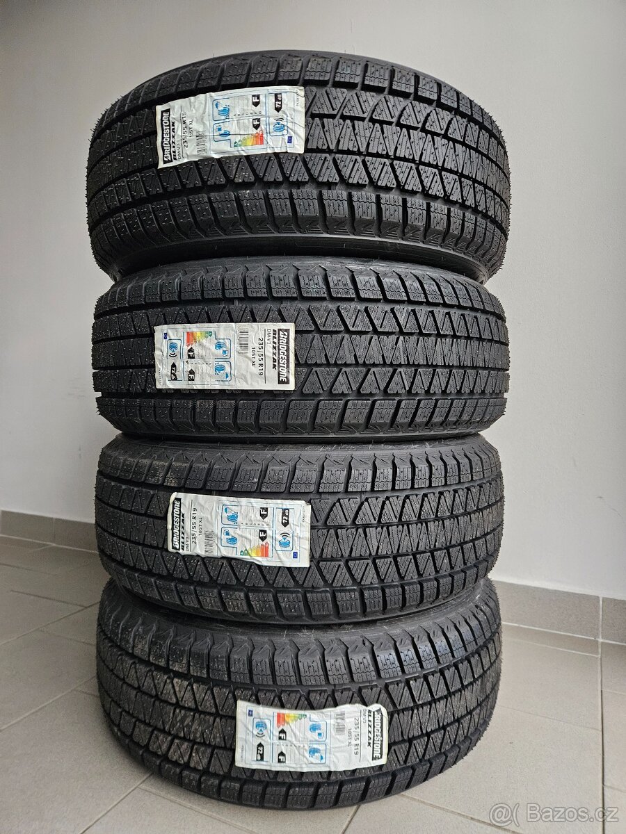 Zimní Bridgestone 235/55/19 - Nové