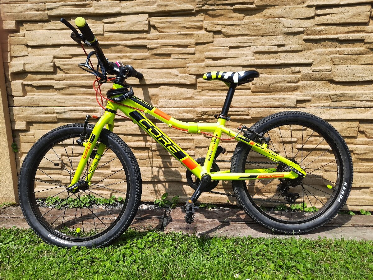 Dětské kolo Core Nipper 20"