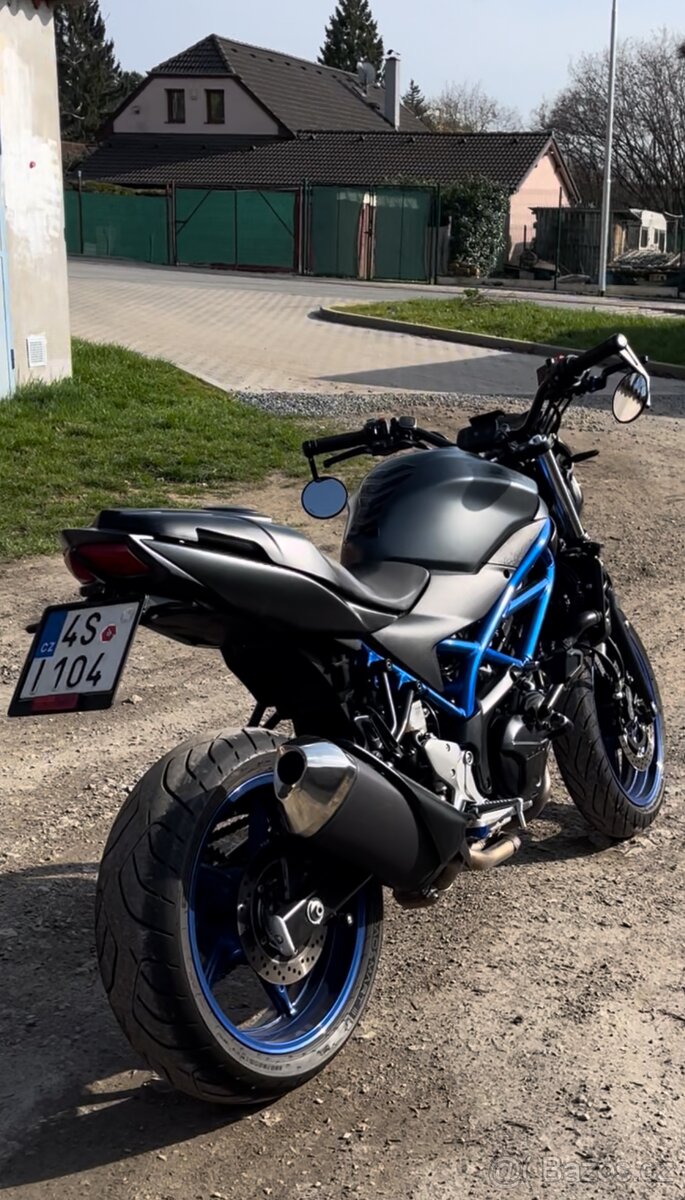 Suzuki SV650 (2022)