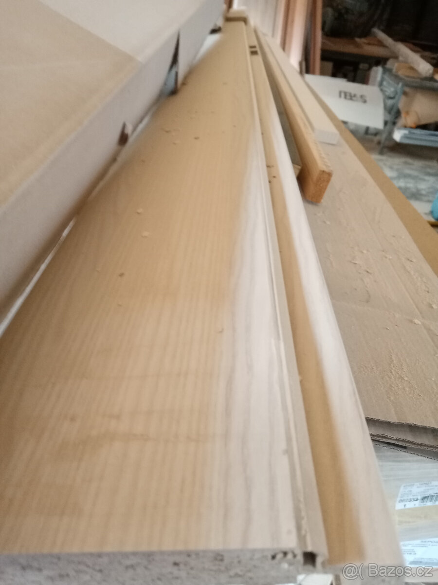 Prodám zárubně laminát jasan Sapeli