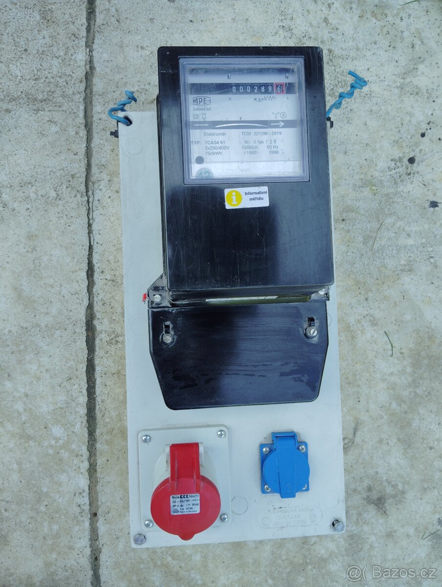 Rozvodová deska s elektroměrem