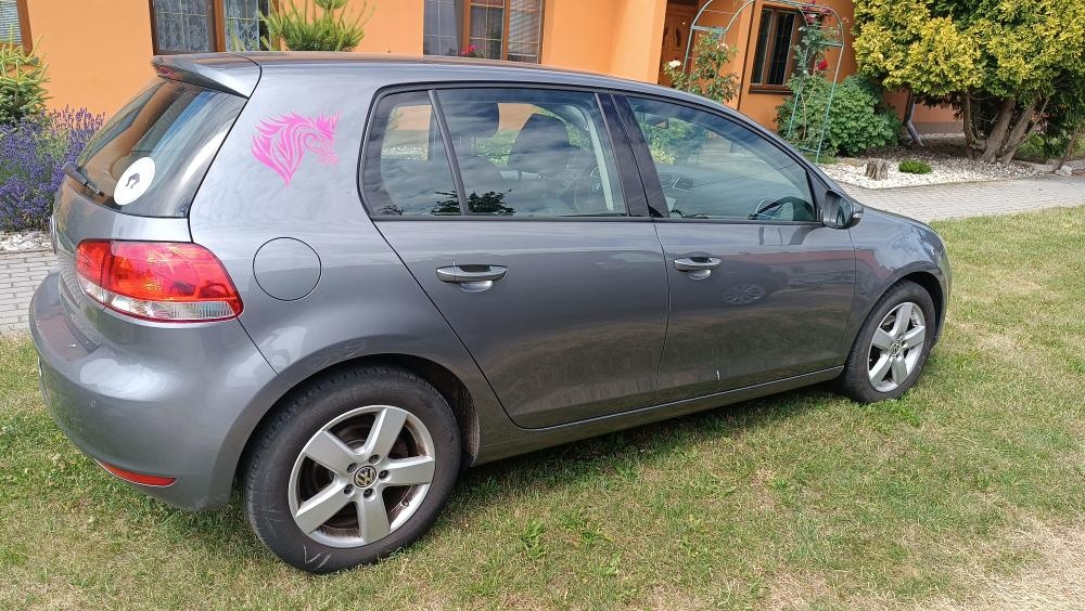 VW Golf VI 2012 1.4i, Alu, digiklima, výhřev, PDC