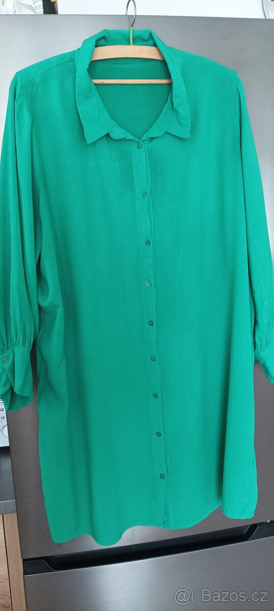 Halenkové šaty 48 / 50