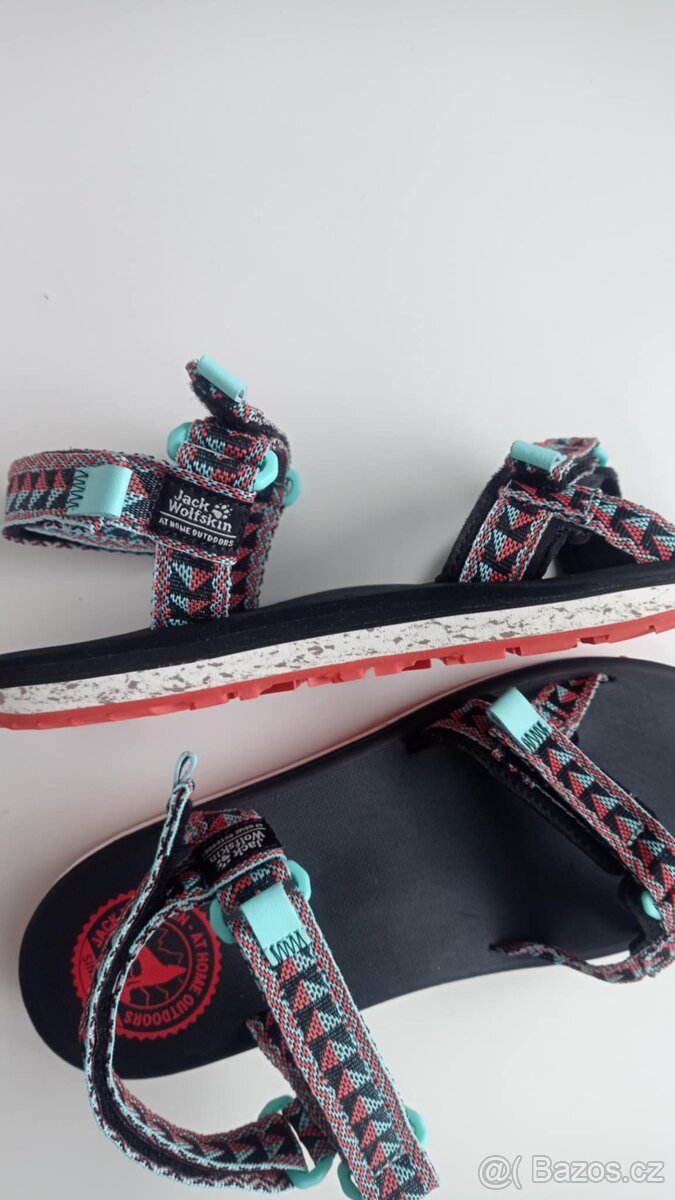Nové dámské sportovní sandály Jack Wolfskin