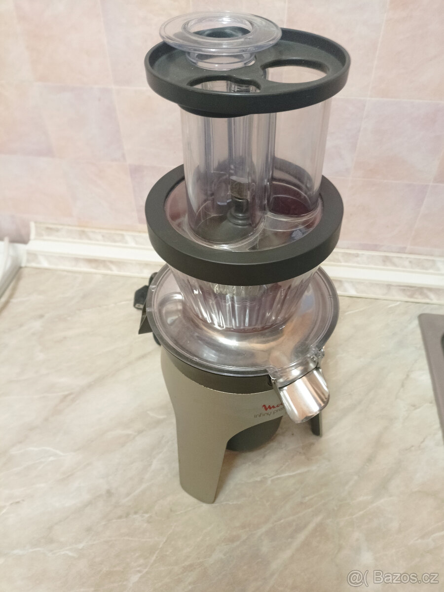 Šnekový odšťavňovač