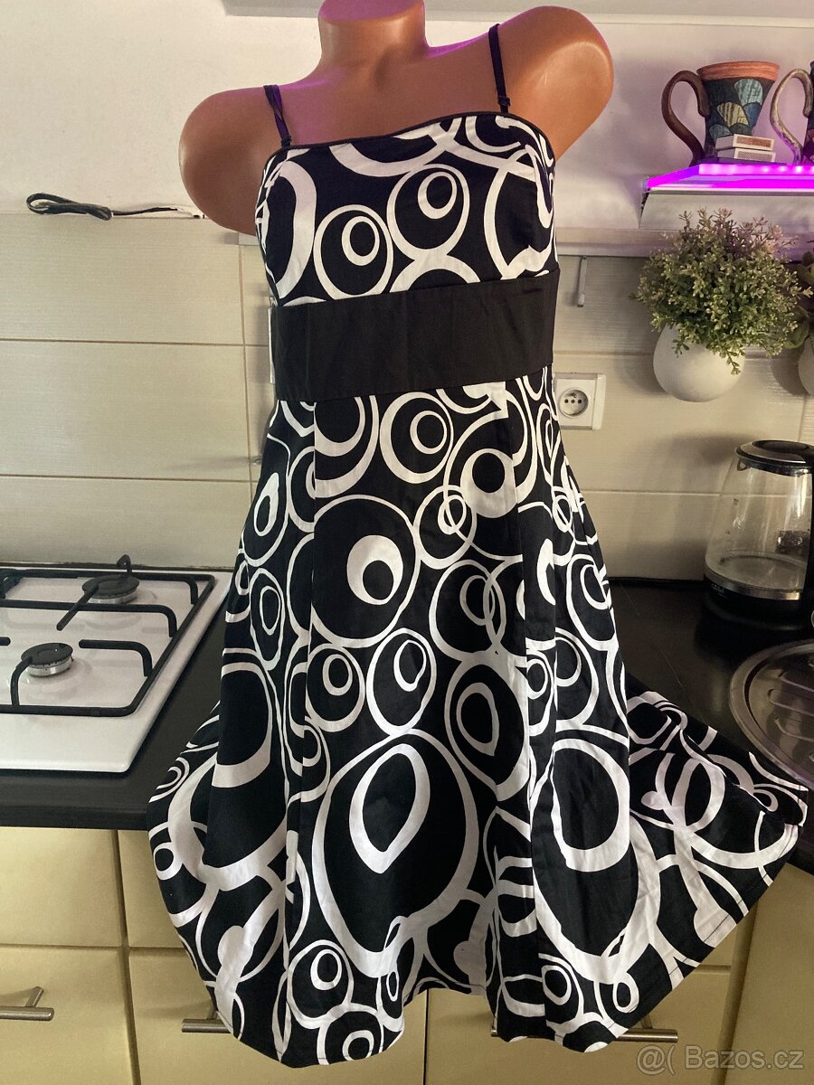 Dámské,dívčí šaty vel. XS-S