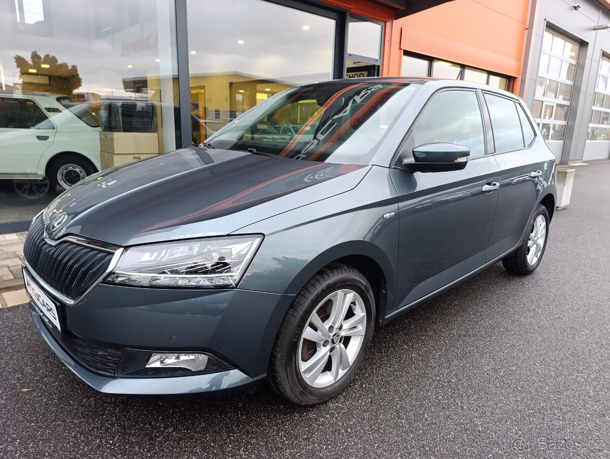 Škoda Fabia 1.0 TSI SERVISNÍ KNÍŽKA