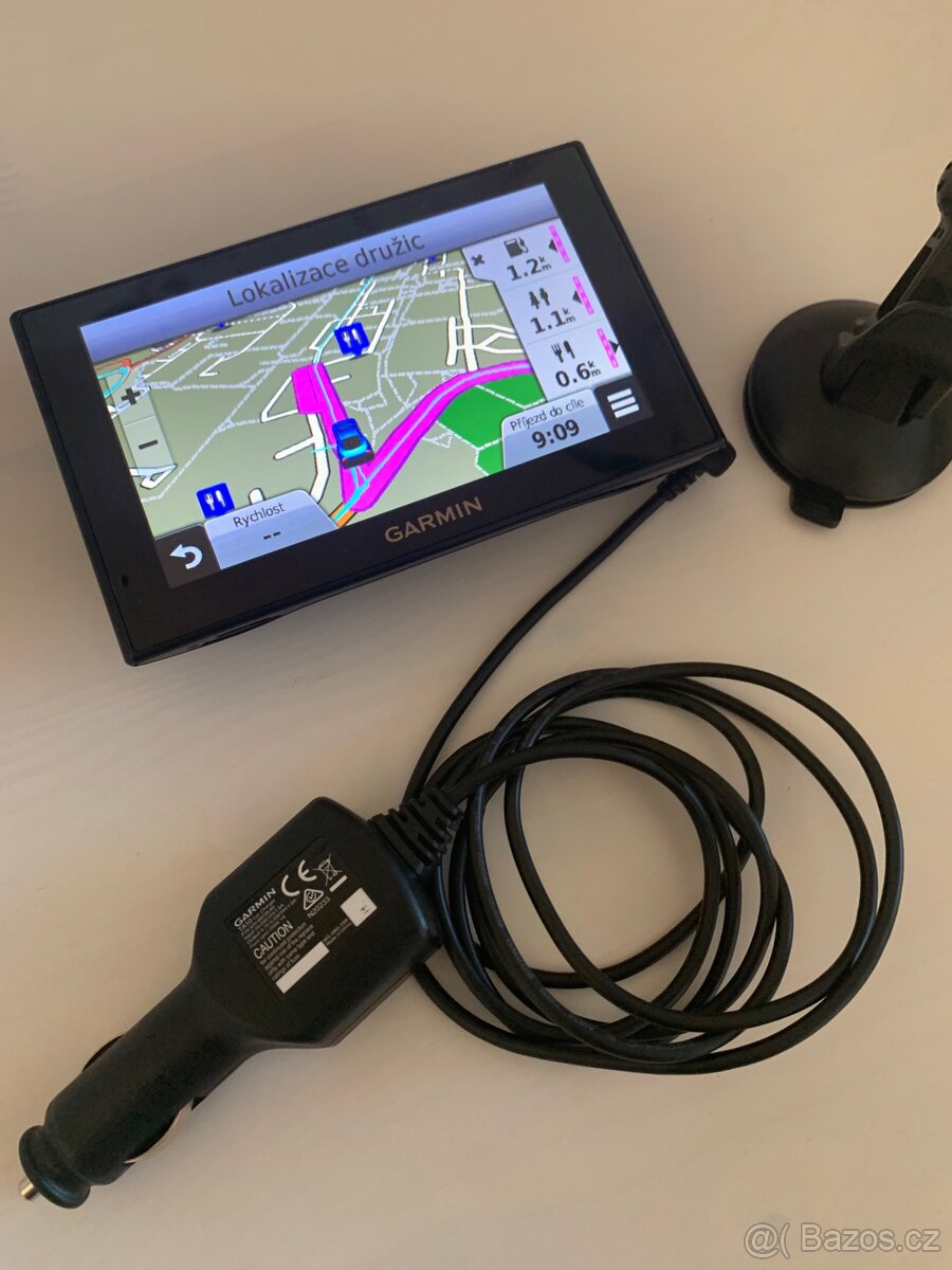 NAVIGACE DO AUTA GARMIN