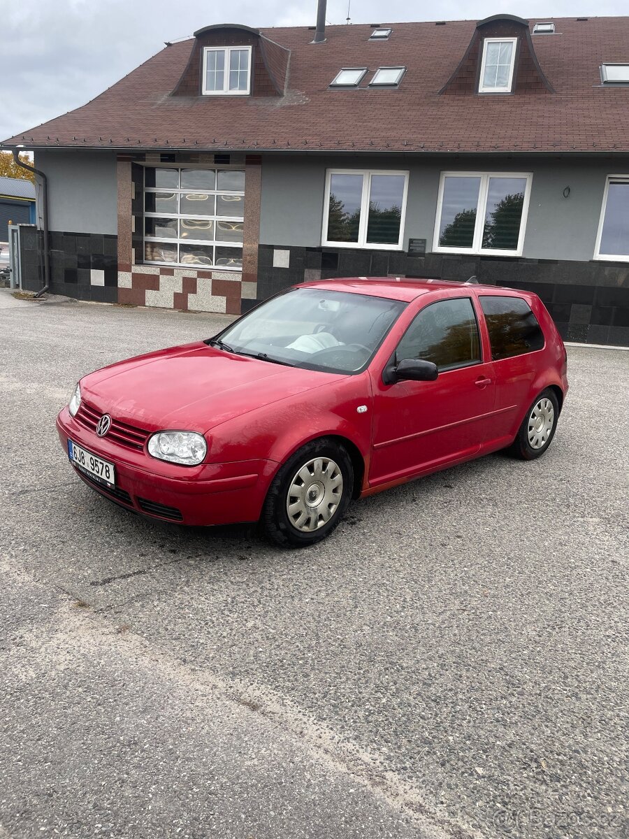 VW GOLF IV